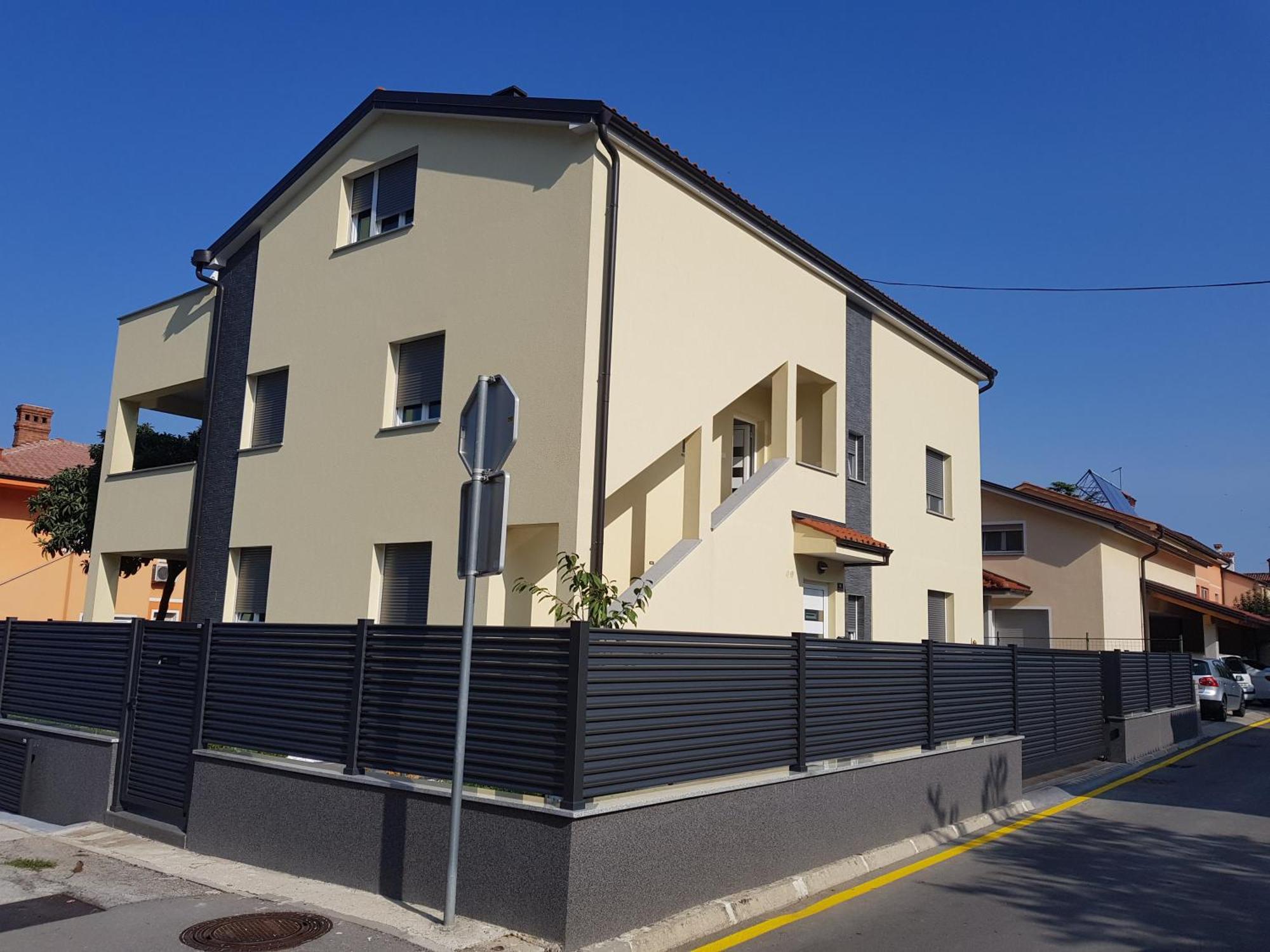 ApartІзола Екстер'єр фото