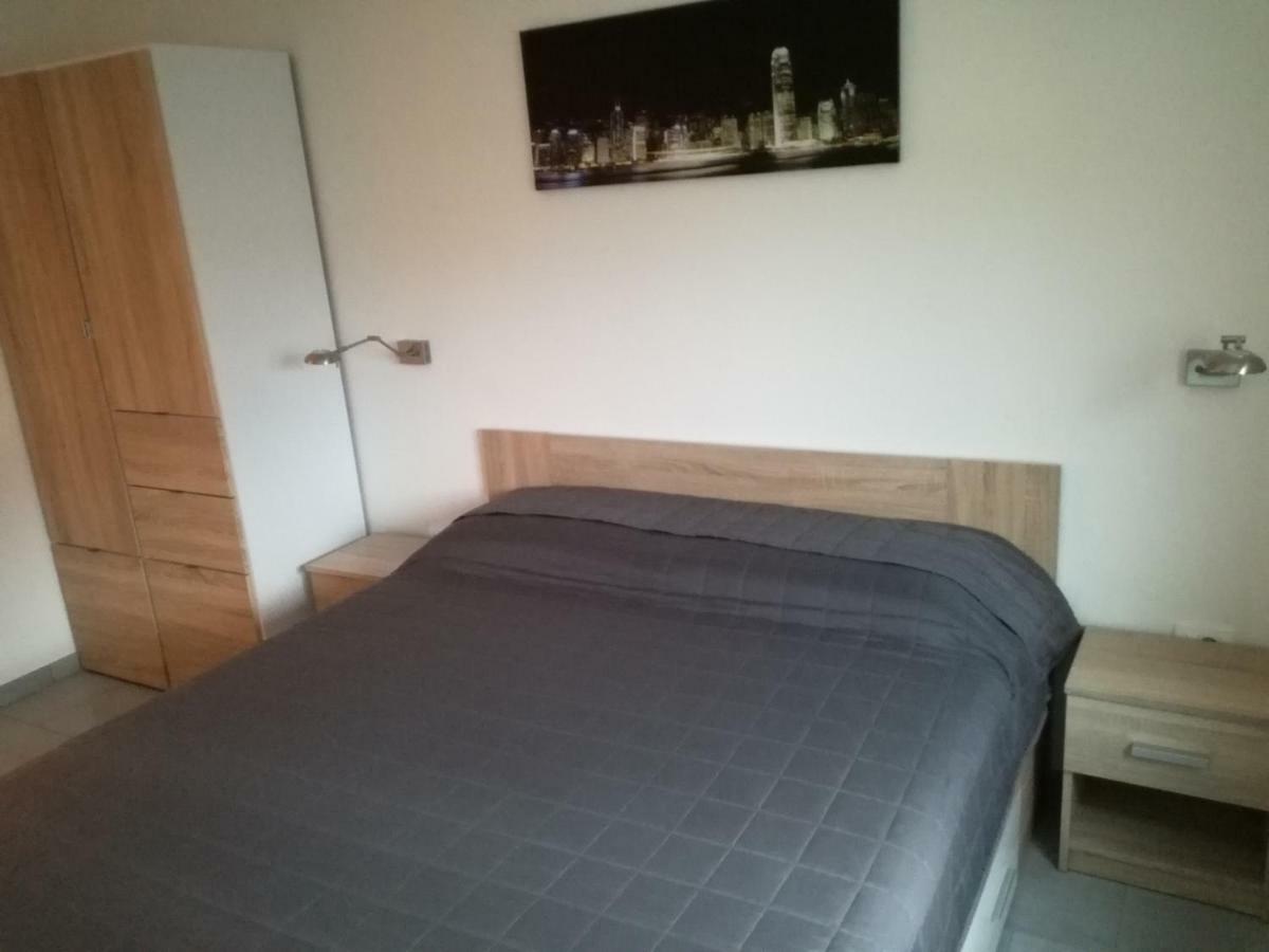 ApartІзола Екстер'єр фото